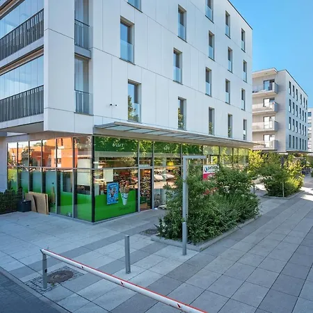 The Crown - Nadmorze Premium グダニスク